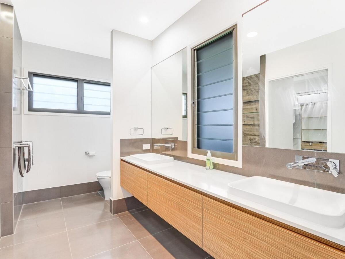 Waterfront Home Bordering Mooloolaba Buddina Exteriér fotografie